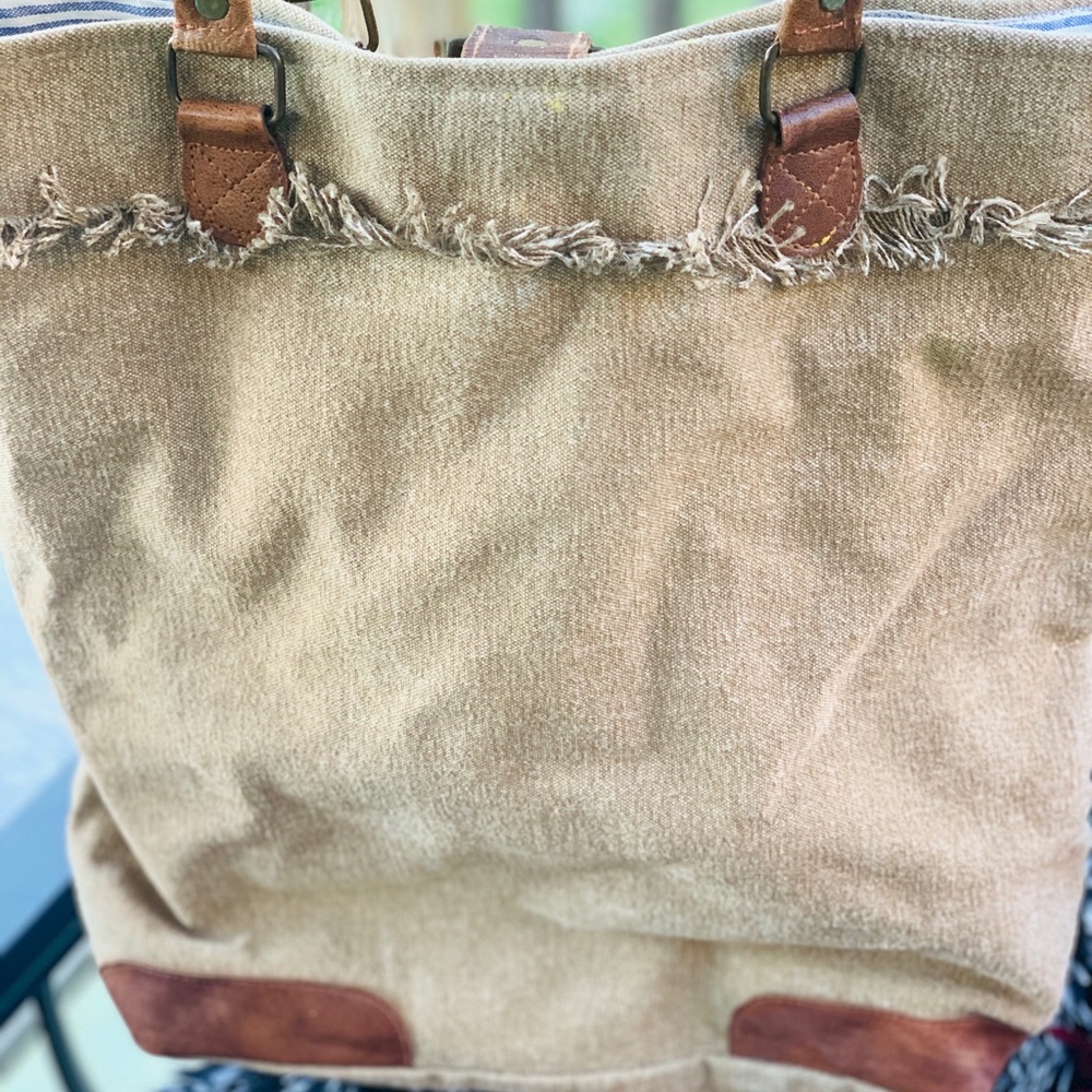 Rustic tote - Picture 3 of 4